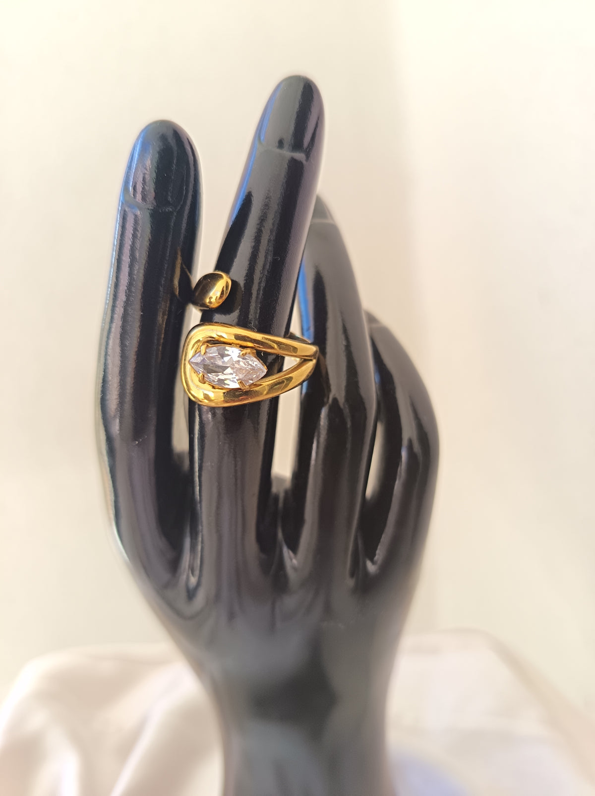 Bague élégante- Goutte Strass
