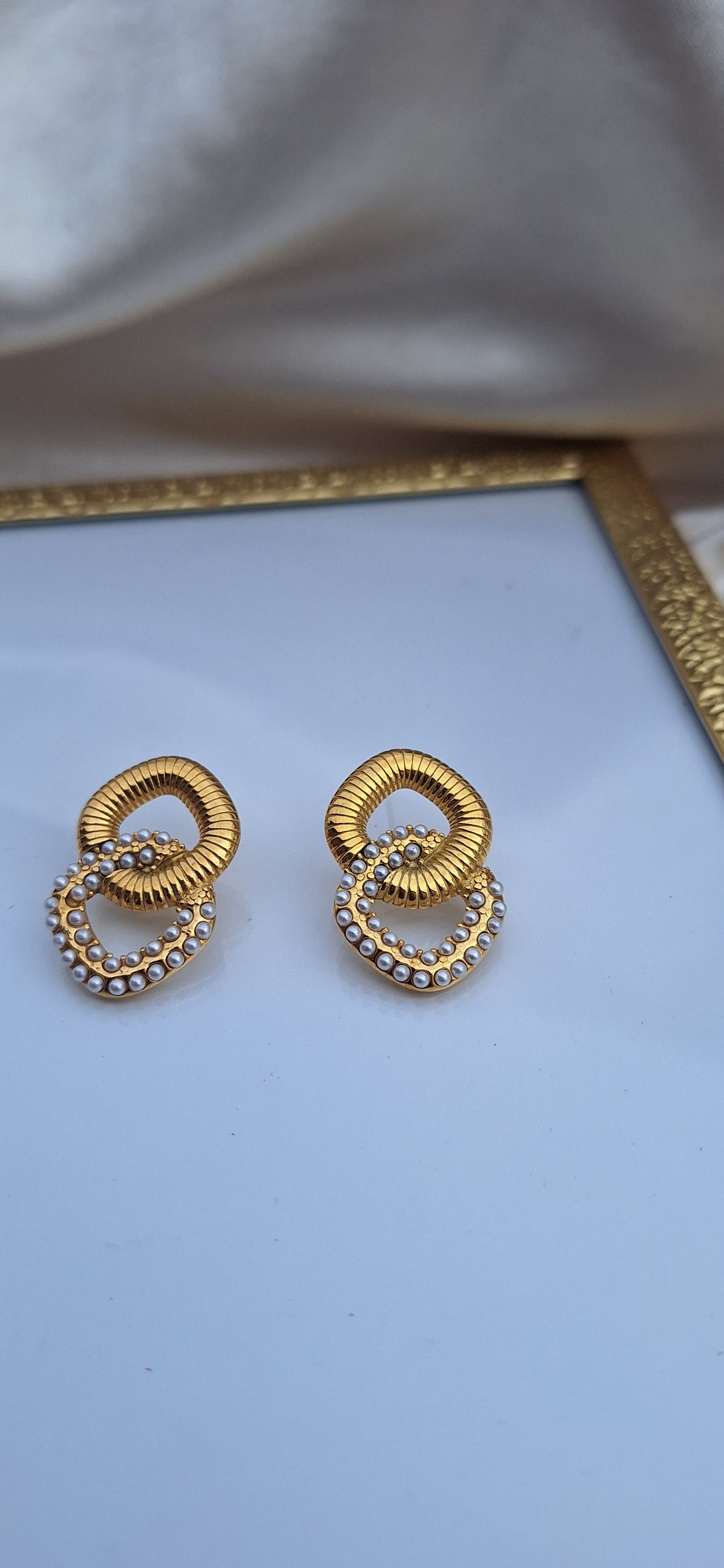Boucles d'oreilles Omicron ✨️