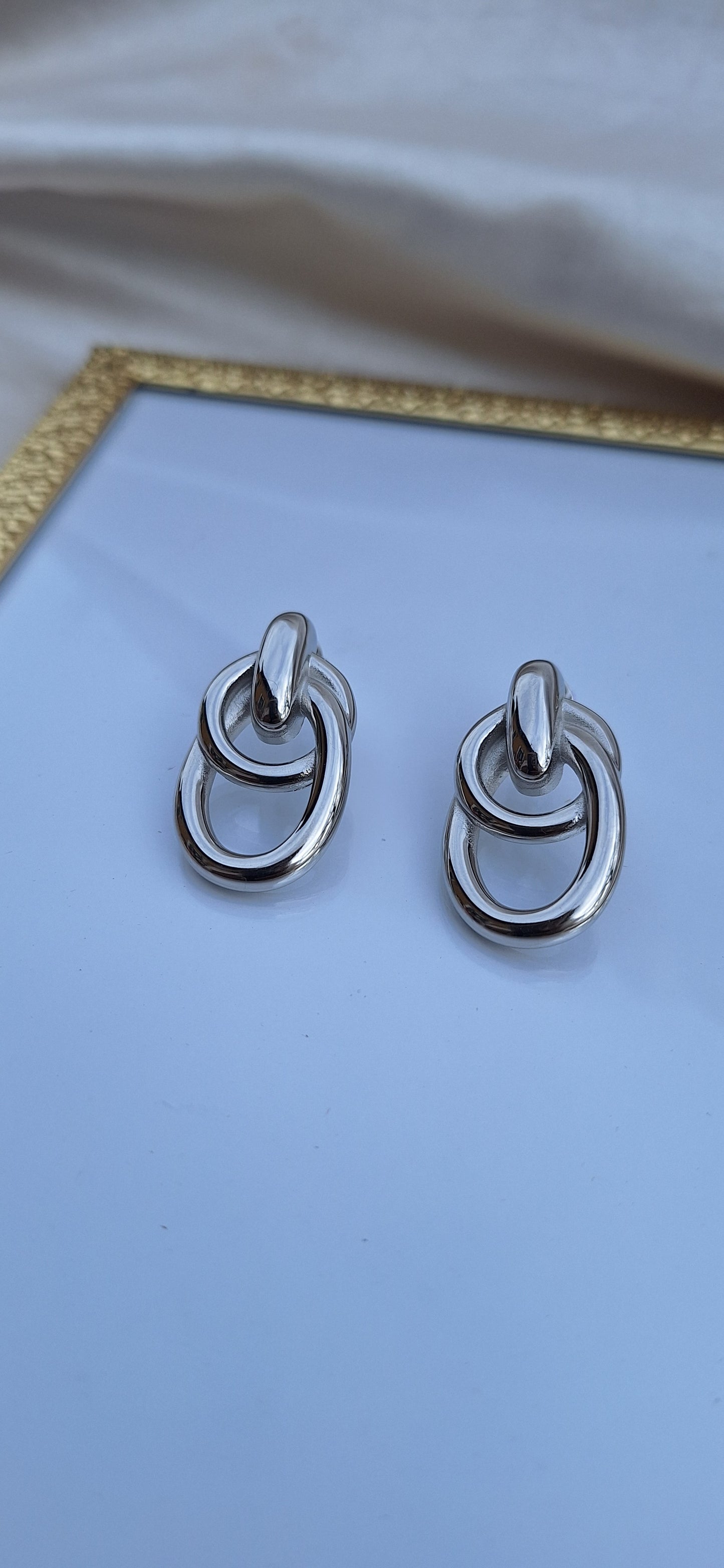 Boucle d'oreille Tiffa ✨️
