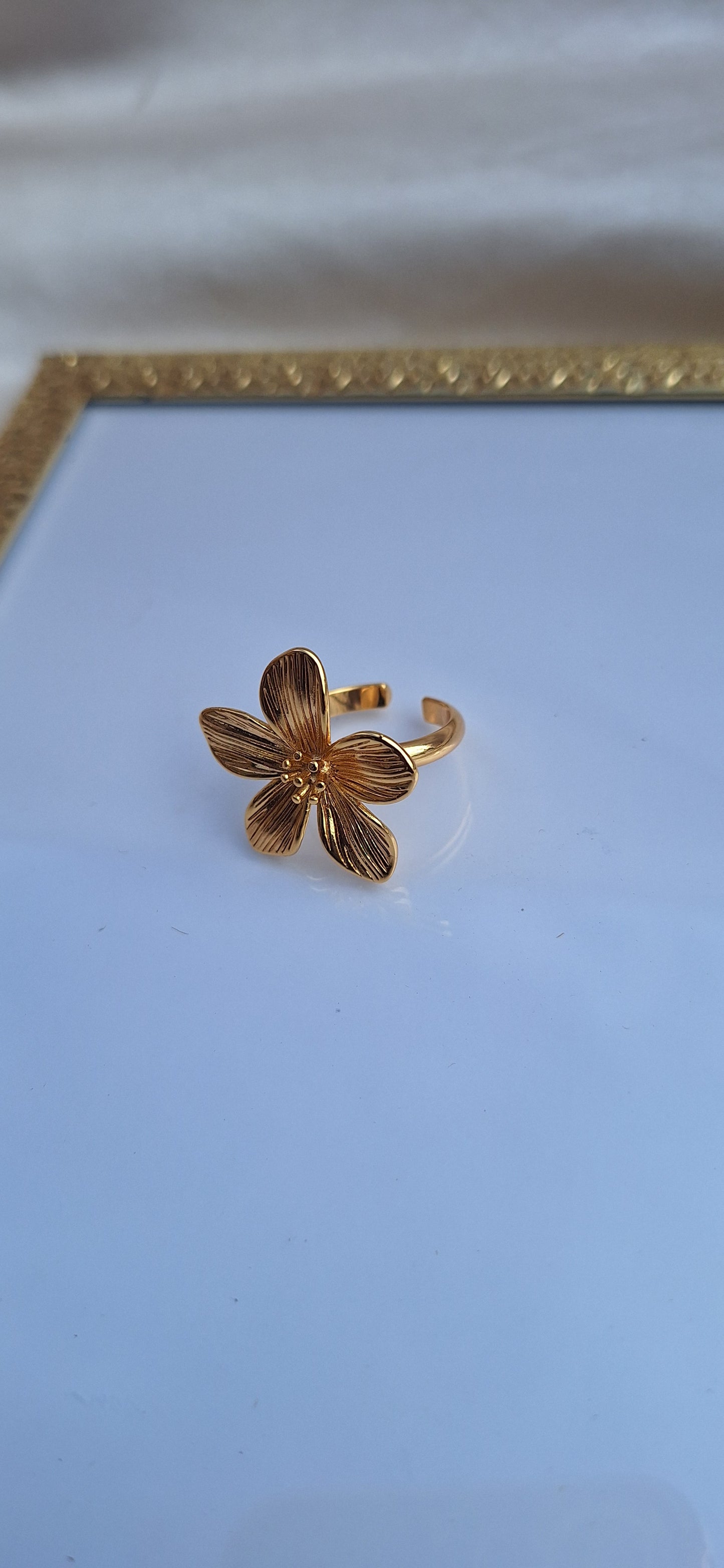 Bague fleur ajustable