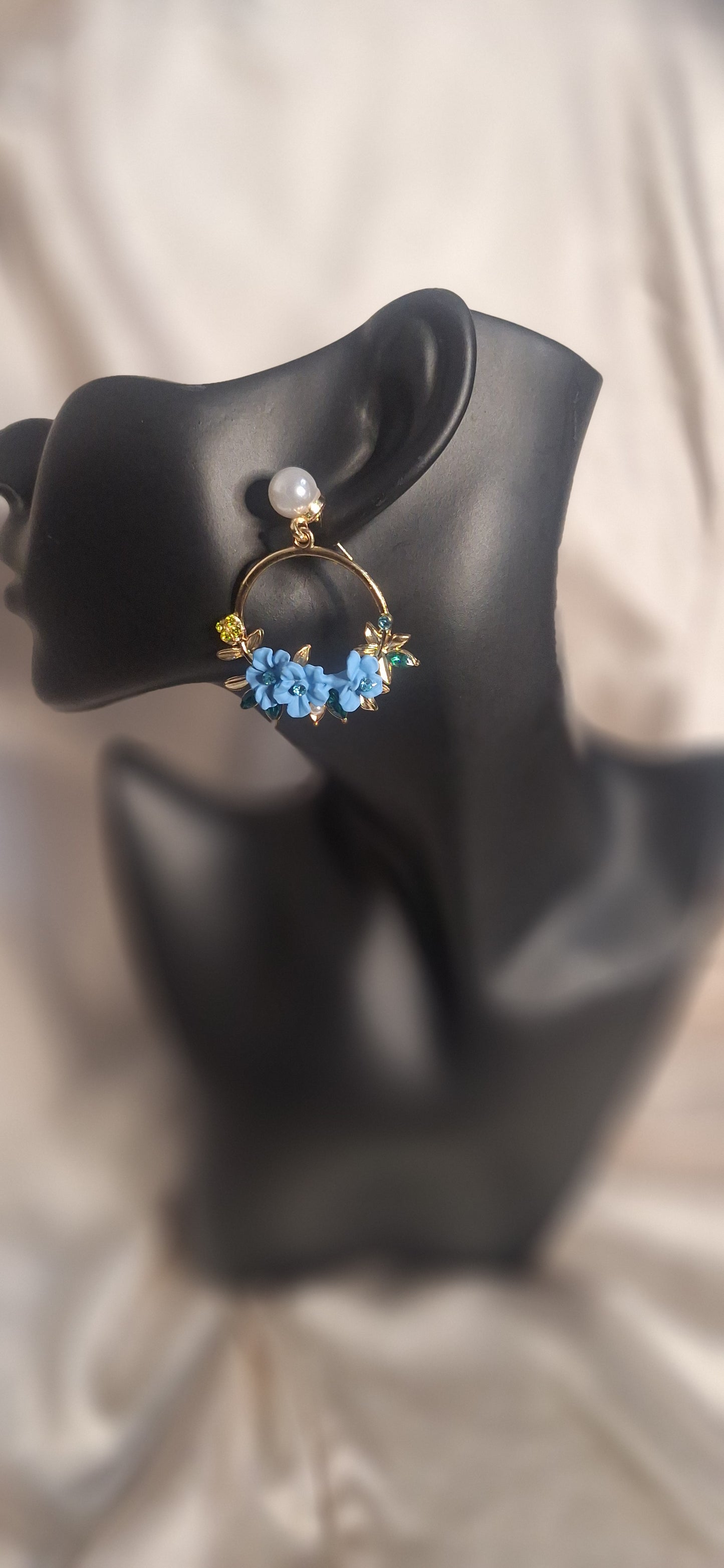 Boucles d'oreilles élégantes -Fleurs et strass